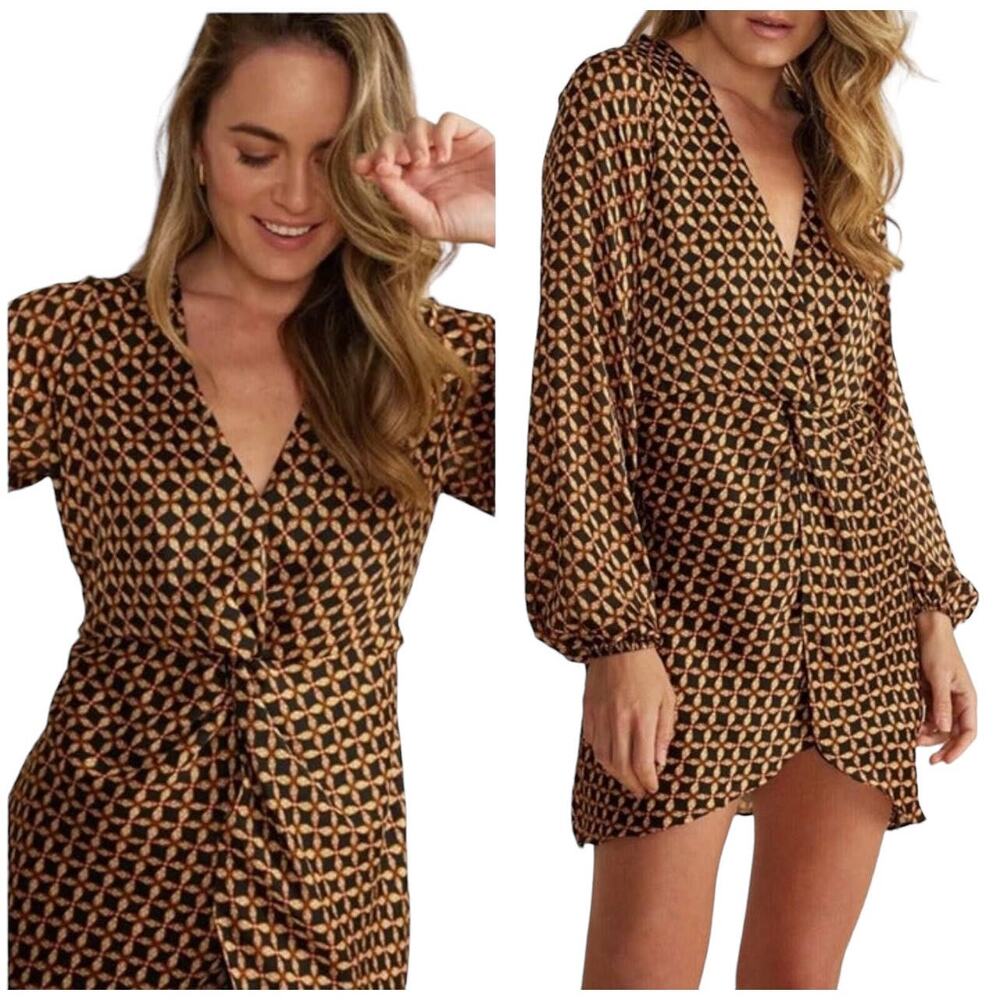 NWT! Minkpink Valentina Mini Dress - Size X-Large